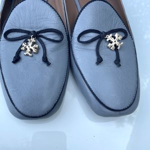 TORY Burch Logo Charm Collapsible Loafer